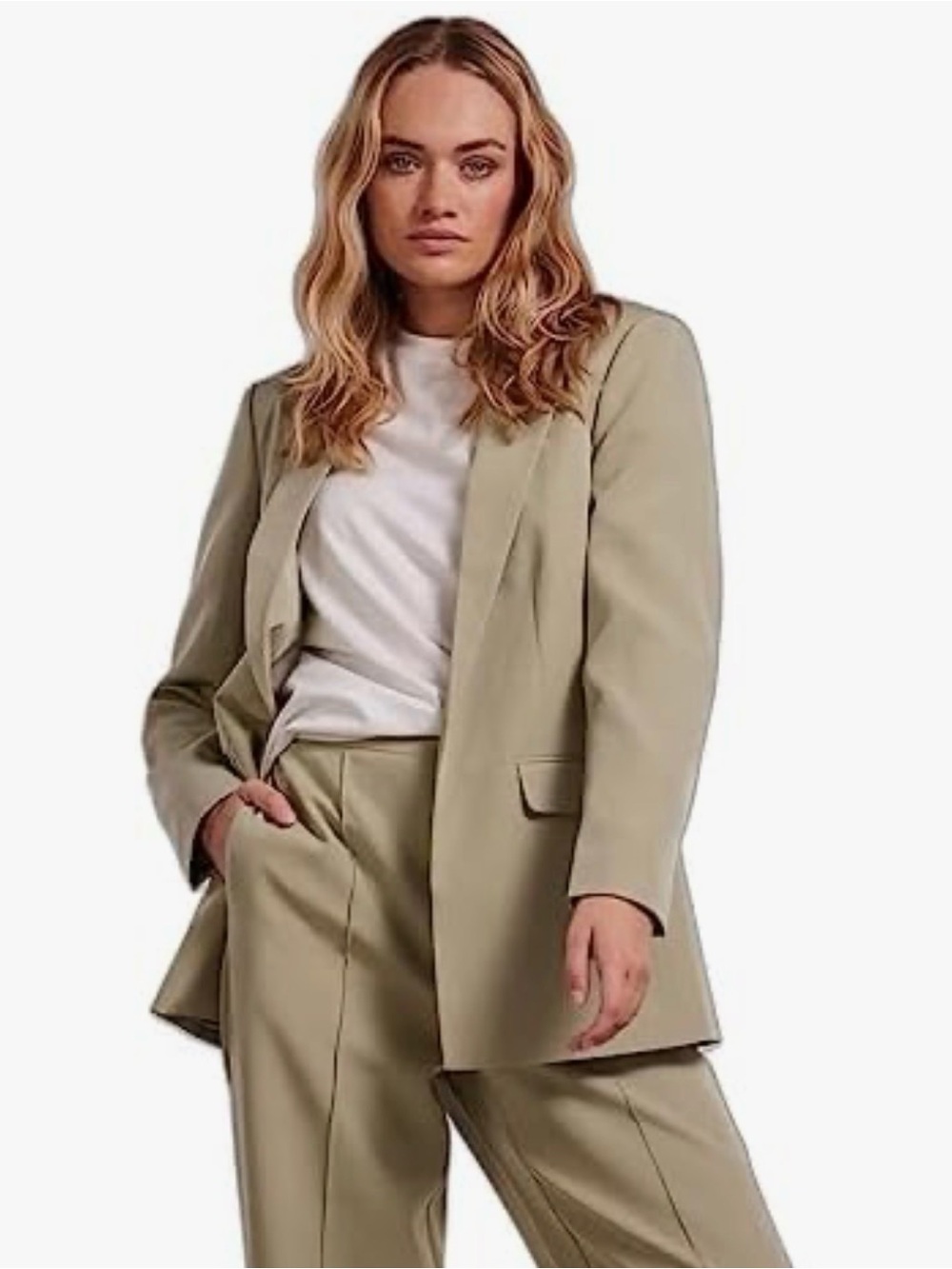 Tailored Olive Green Single-Breasted Blazer